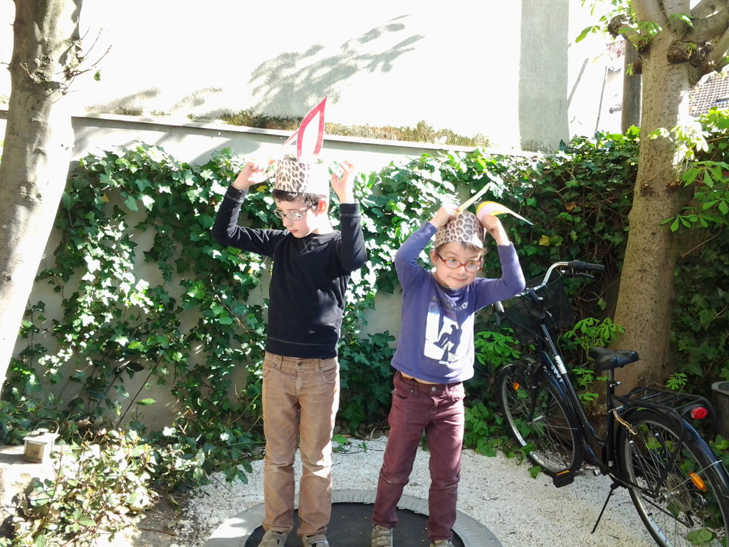 2 kleine Osterhasen